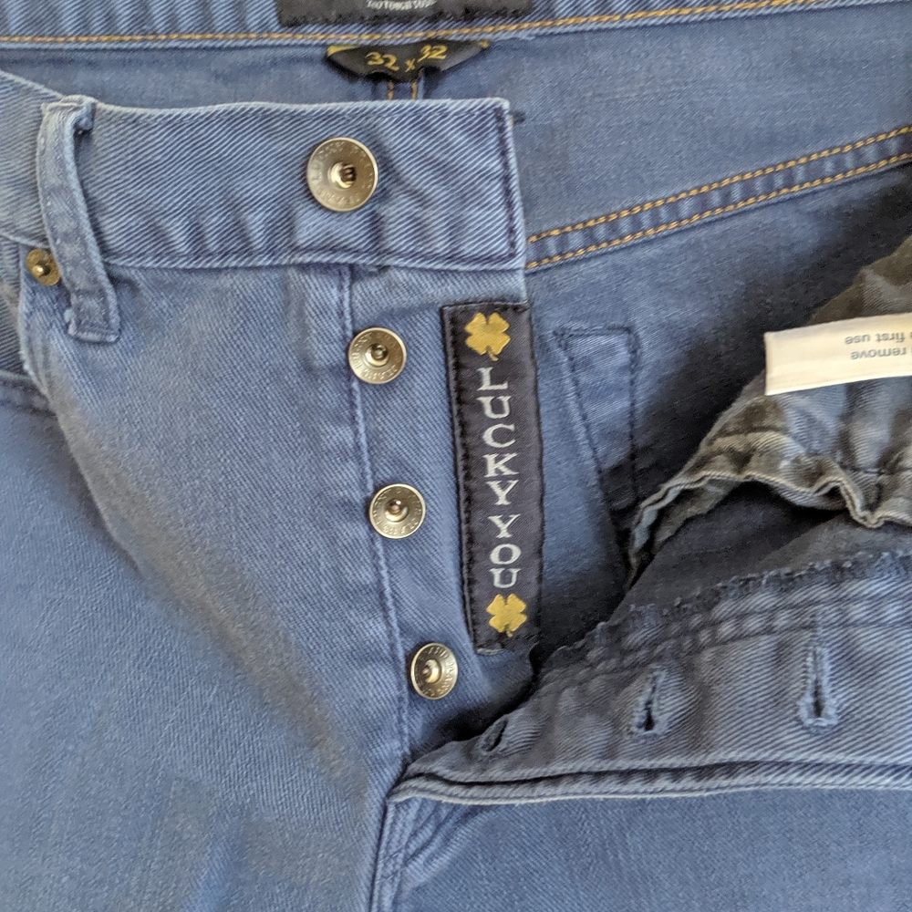 Blue jeans - Picture 2 of 6